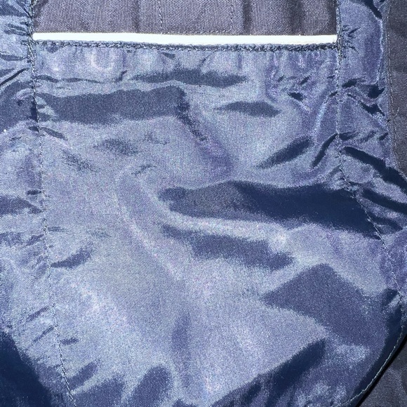 ST. John’s Bay Windbreaker - Picture 9 of 12